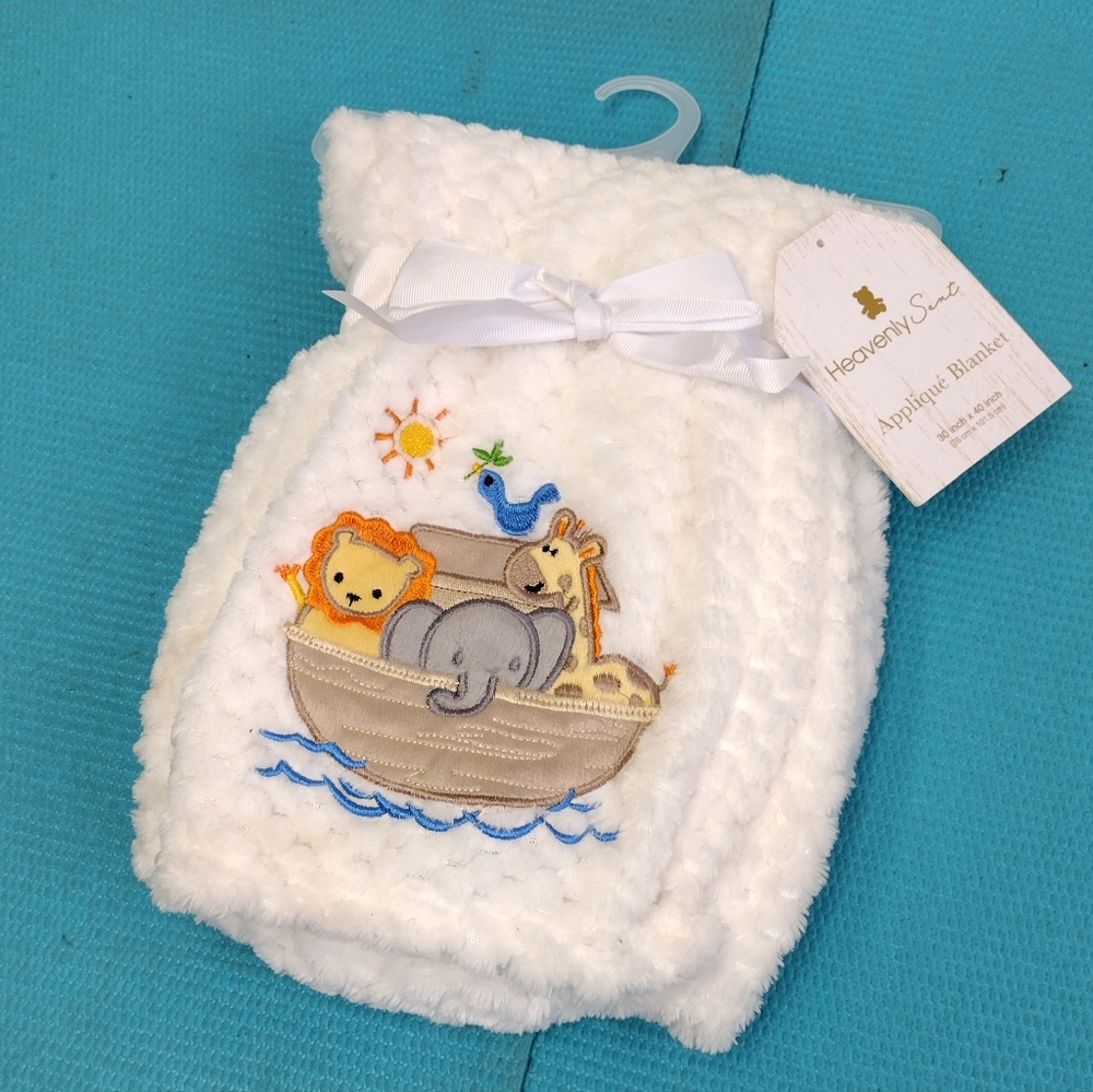 Heavenly Sent Noah’s Ark Baby Plush Blanket - White 30x40 - NEW